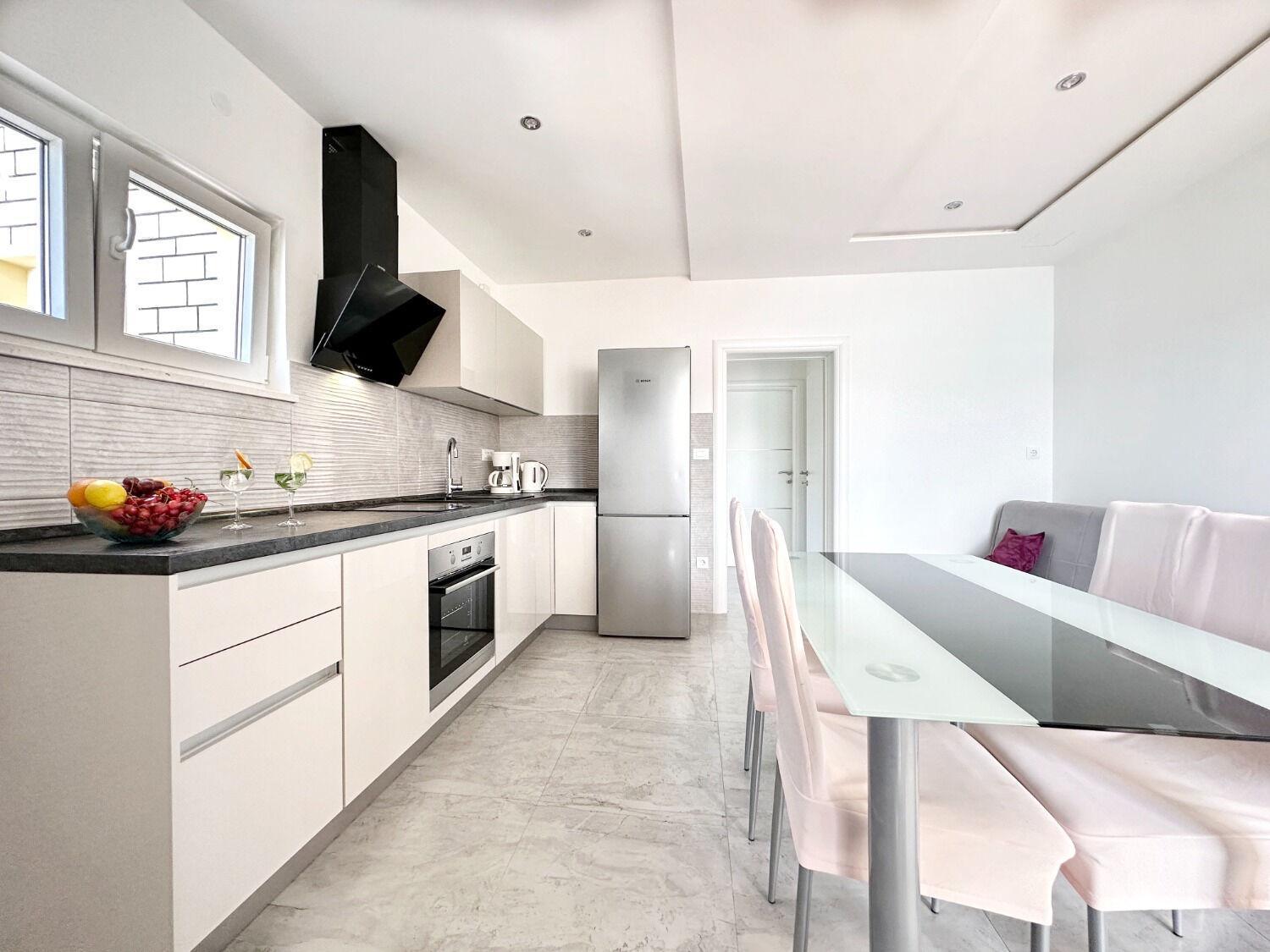 Apartments Vini 特罗吉尔 外观 照片
