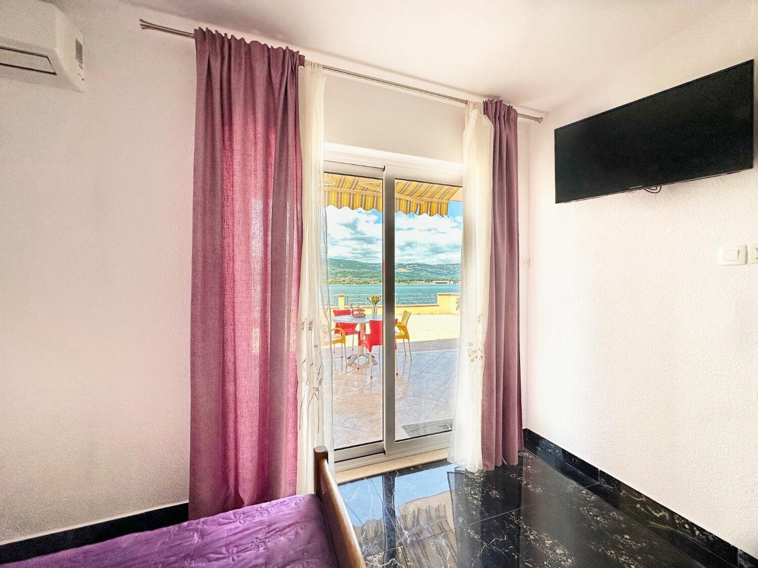 Apartments Vini 特罗吉尔 外观 照片
